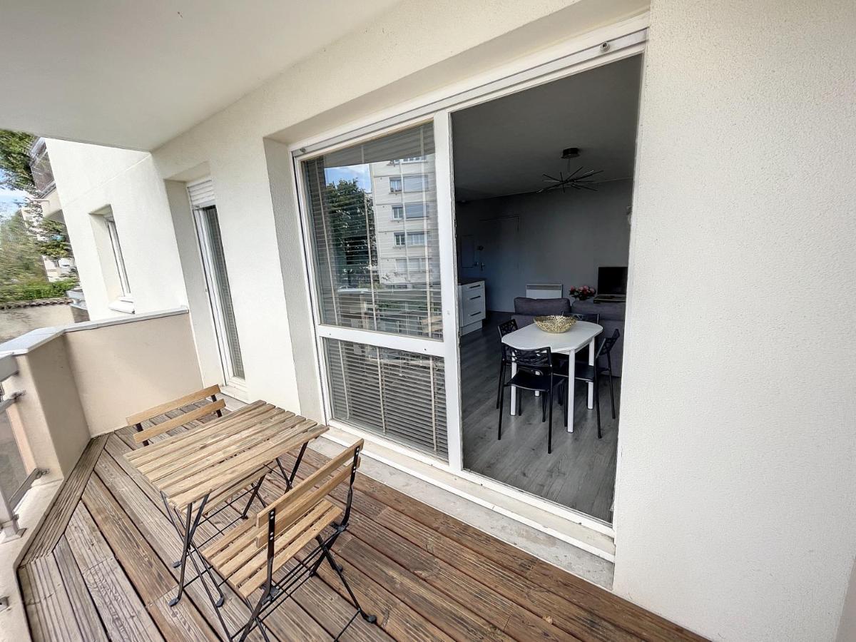 City & Cosy, Lyon Charcot- Wifi - Lave Linge - Balcon - Parking Kültér fotó