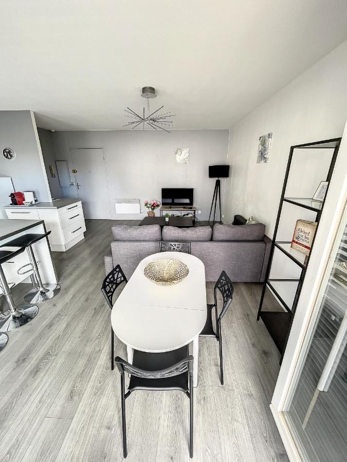 City & Cosy, Lyon Charcot- Wifi - Lave Linge - Balcon - Parking Kültér fotó